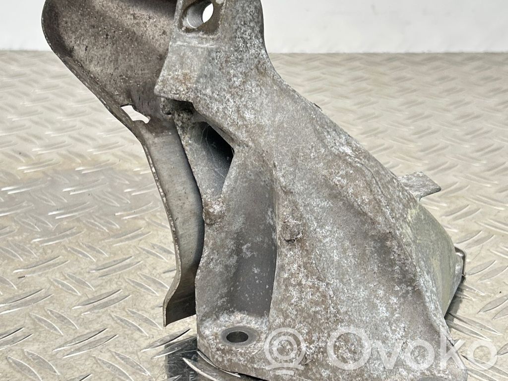 Achsträger vorne   22116760308