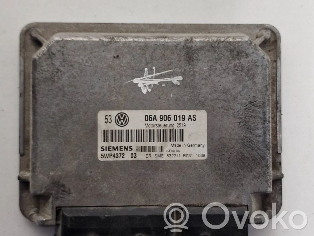 Volkswagen Golf IV Engine ECU kit and lock set 
