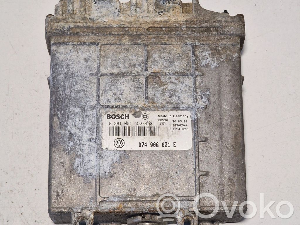 Engine control unit/module   074906021E,28SA2944,0281001452