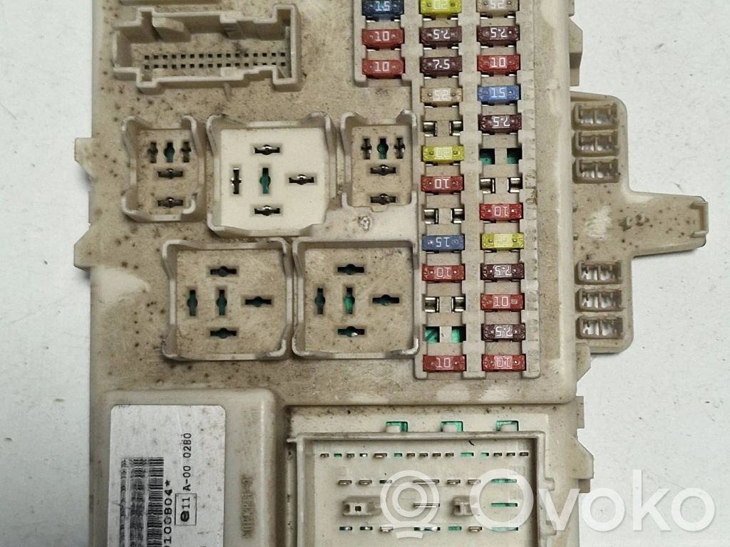 Ford C-MAX I Fuse module 