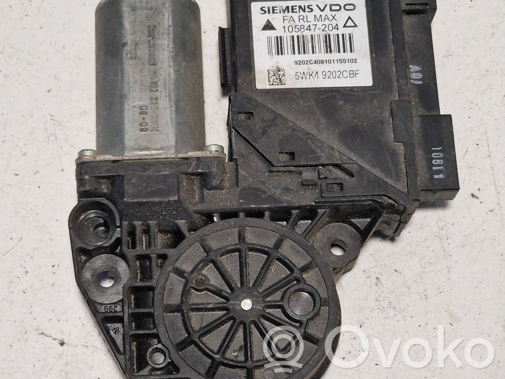 Audi A4 S4 B7 8E 8H Front door window regulator motor 