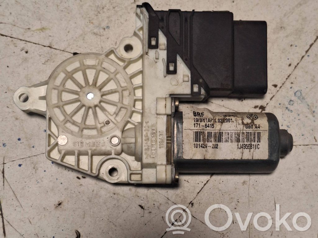 Volkswagen Golf IV Motor macara geam ușă spate 