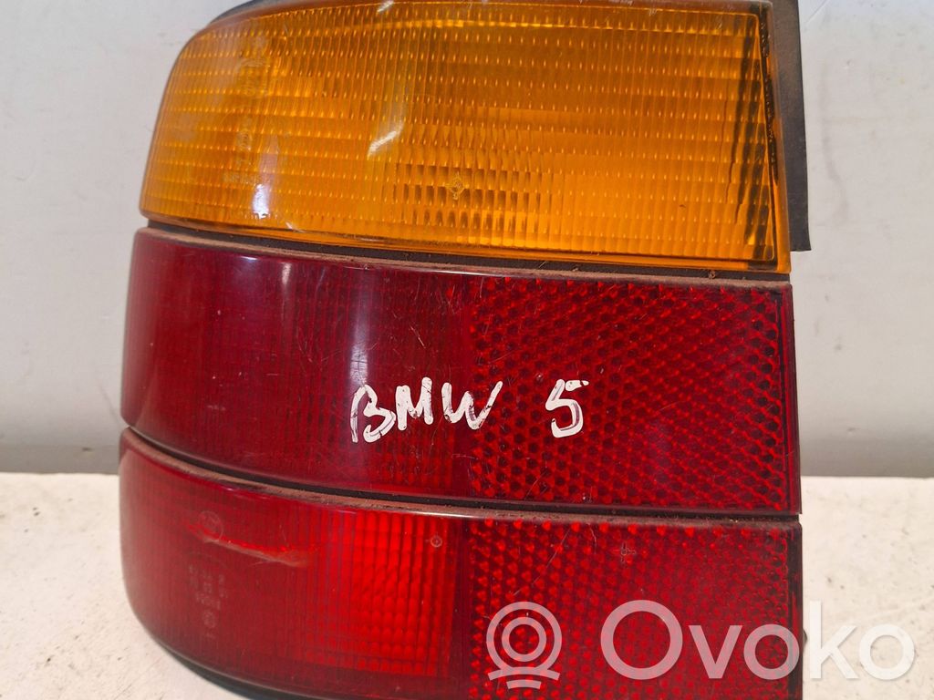BMW 5 E34 Aizmugurējais lukturis virsbūvē 