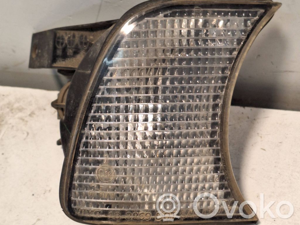 BMW 5 E34 Front indicator light 