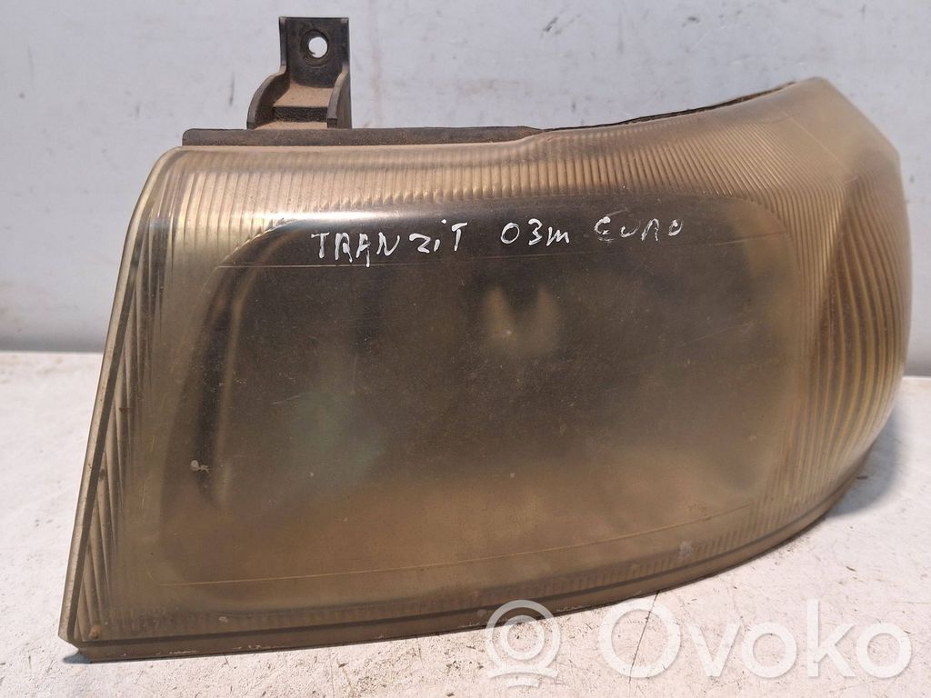 Priekšējais lukturis   E4275,E410339,E410340