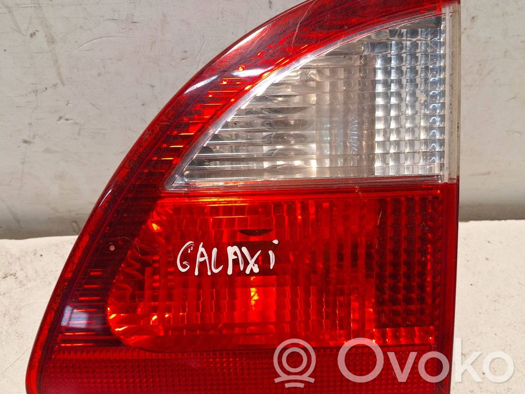 Ford Galaxy Takaluukun takavalot 