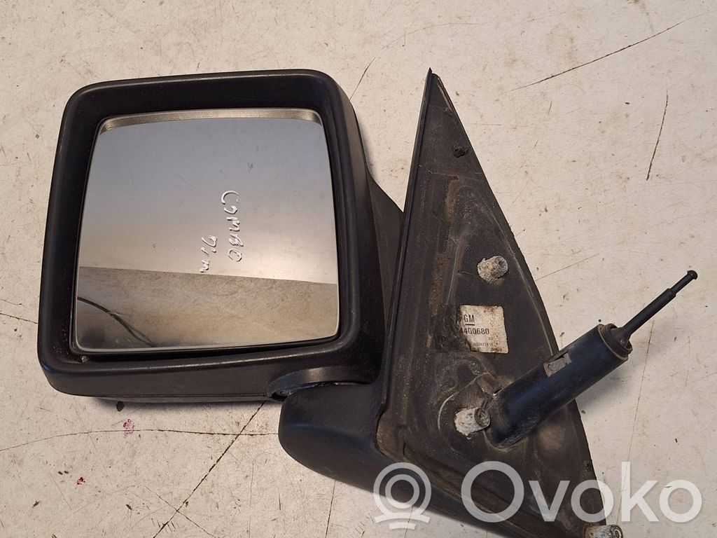 Opel Combo C Veidrodėlis (mechaninis) 