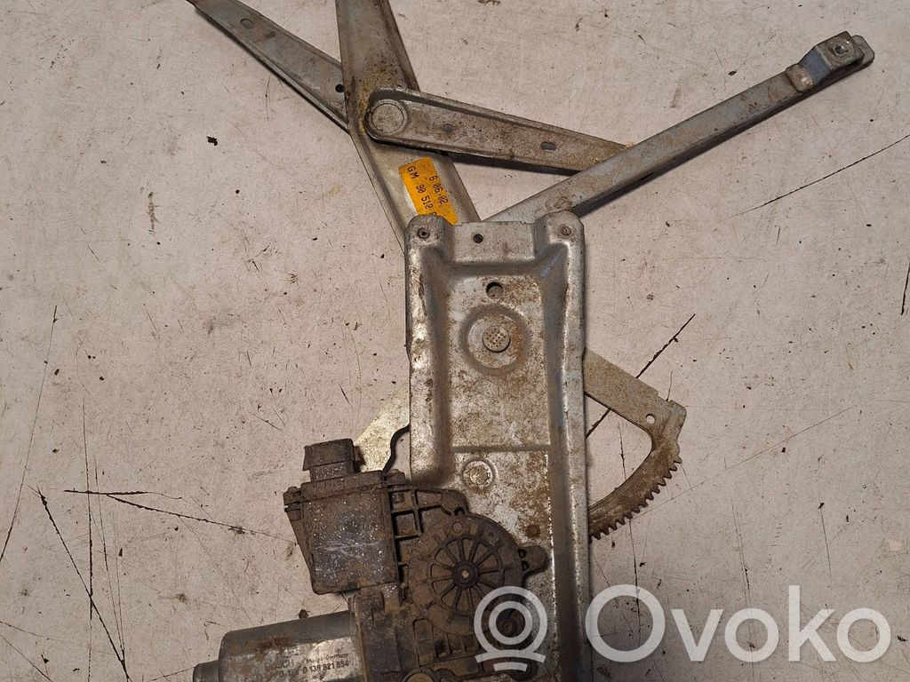 Opel Vectra B Silnik regulatora szyby drzwi przednich 