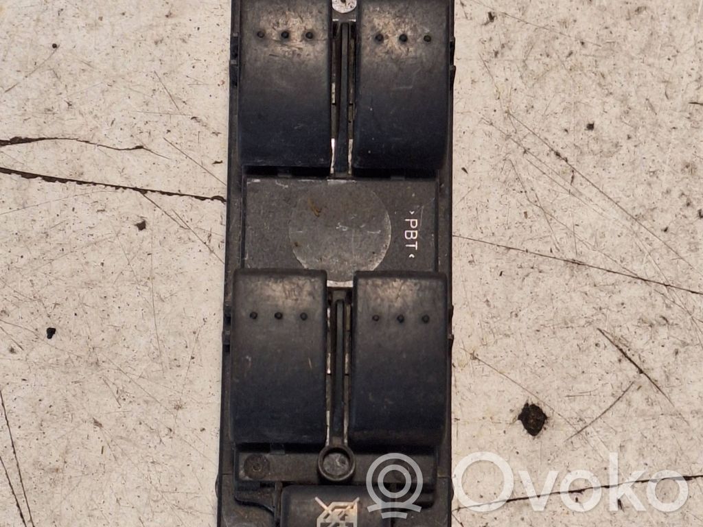 Mazda 3 I Electric window control switch 