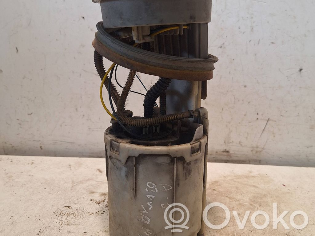 Bomba interna de combustible   4B0919050E