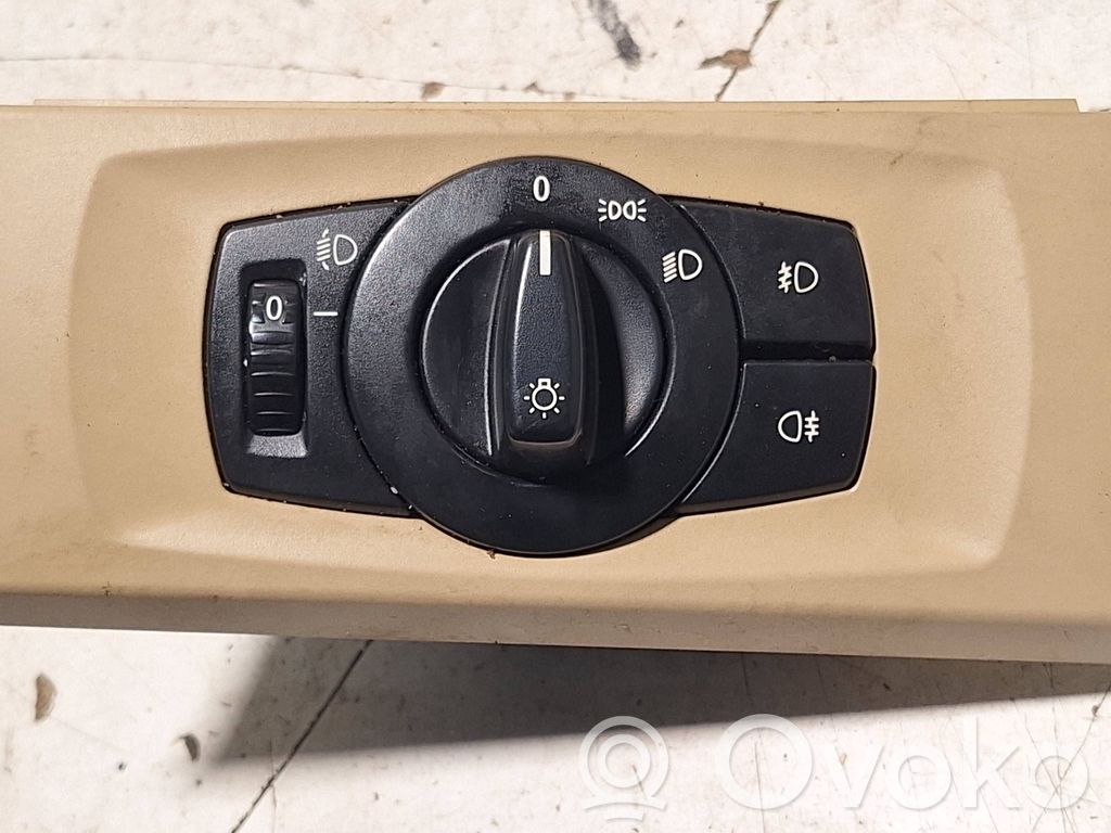 Light switch   6932794,30070610,33600102,1723501