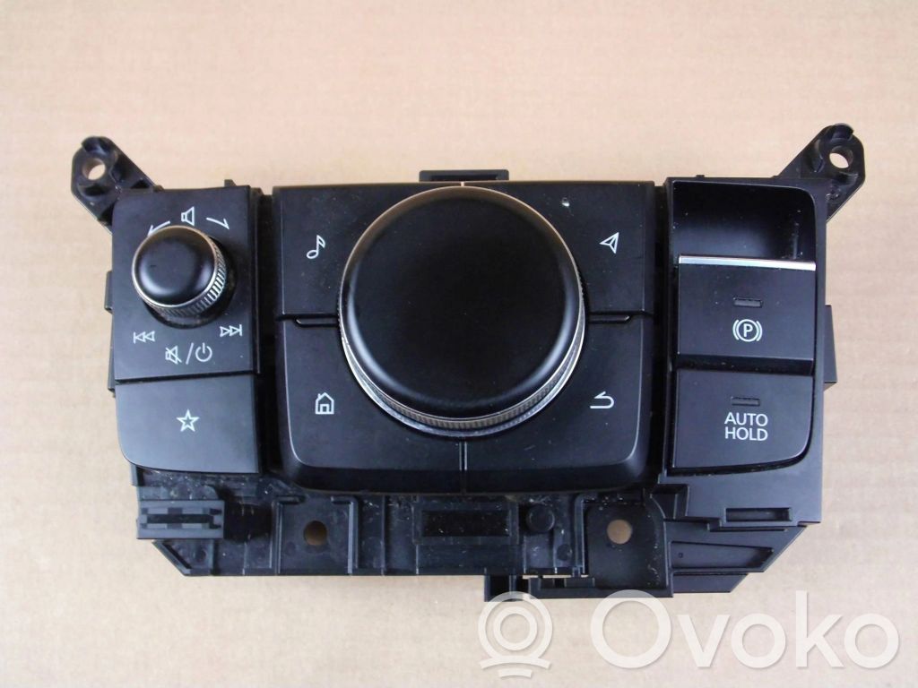 Mazda CX-30 Schalter Auto Hold 