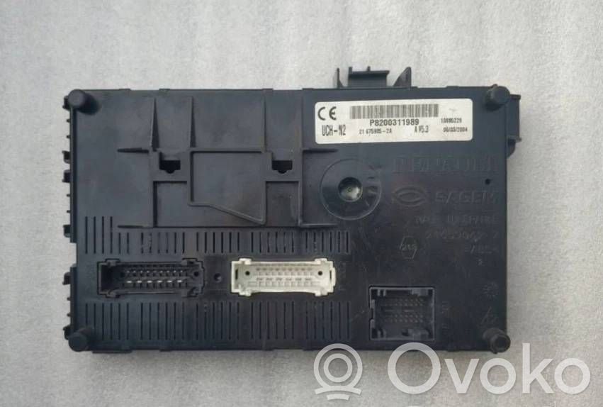 Renault Clio II Unidad de control del BSM 