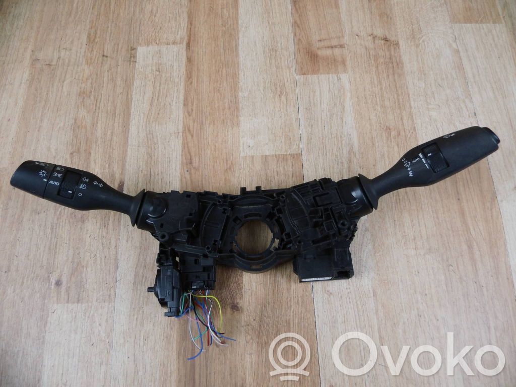 Commodo de clignotant   2415017J338,3065017F774,17J338,17F774