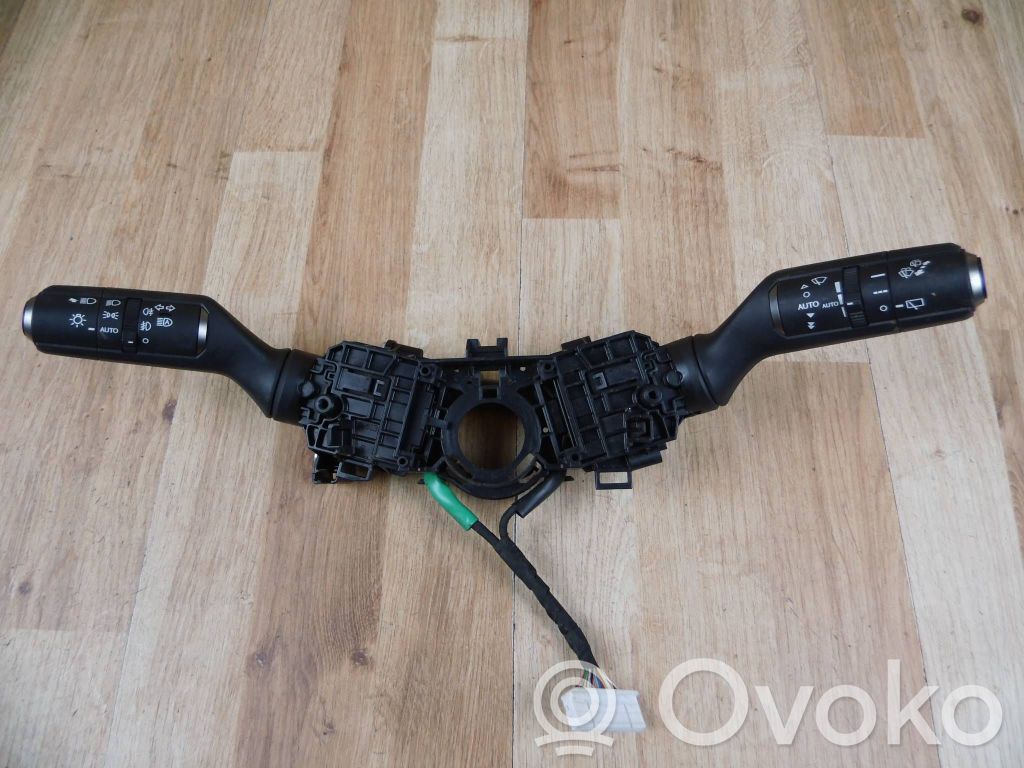 Lexus UX Indicator stalk 