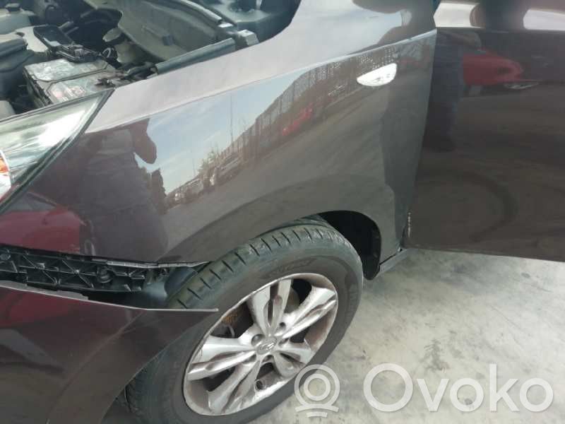 Hyundai ix35 Крыло 