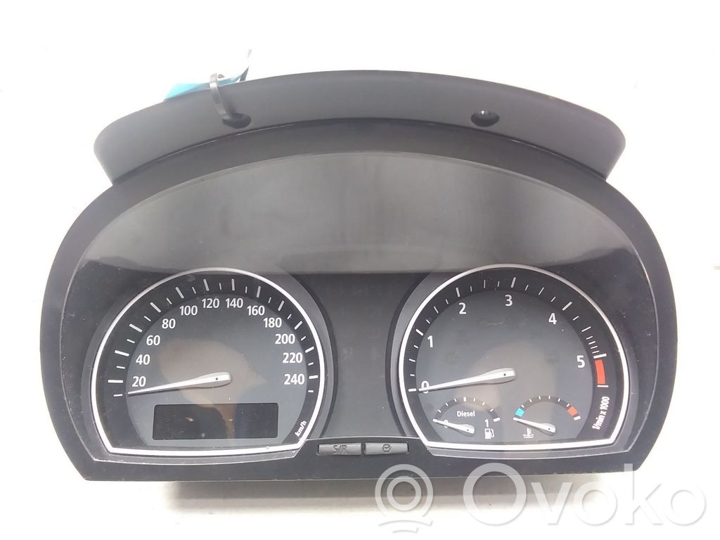BMW X3 E83 Speedometer (instrument cluster) 