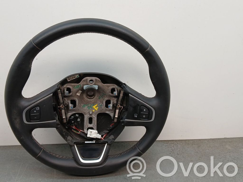 Renault Captur Ohjauspyörä 
