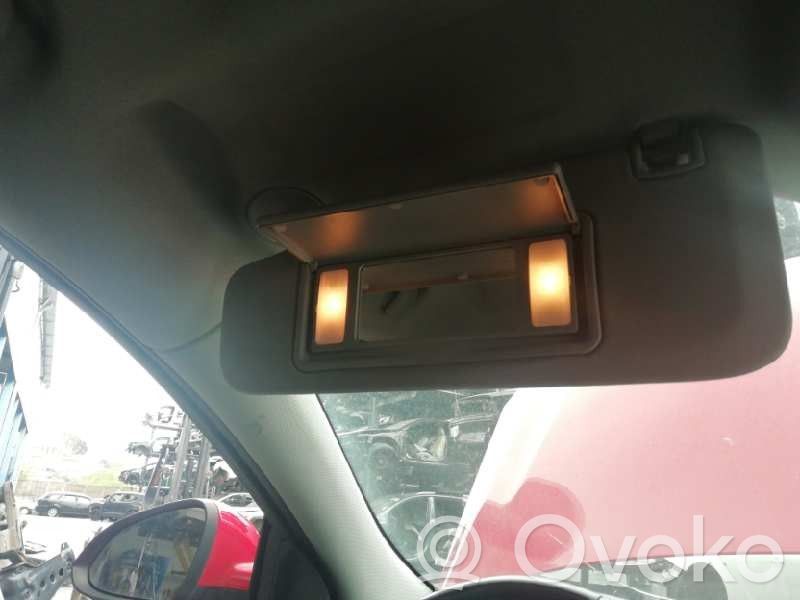 Sun visor