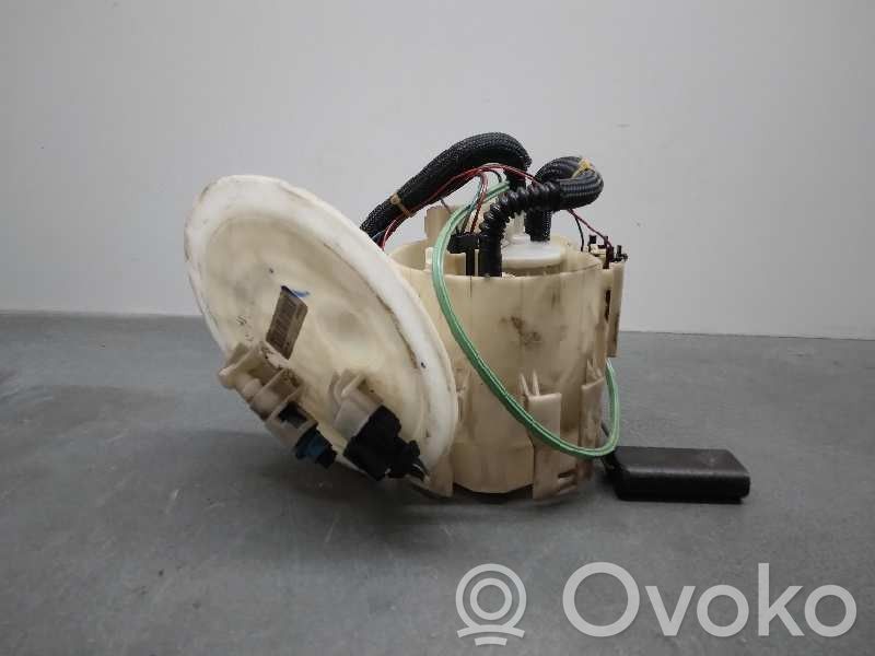 Bomba interna de combustible   4CABLES,0580314083