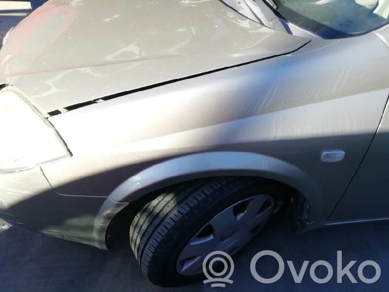 Nissan Primera Sparnas 