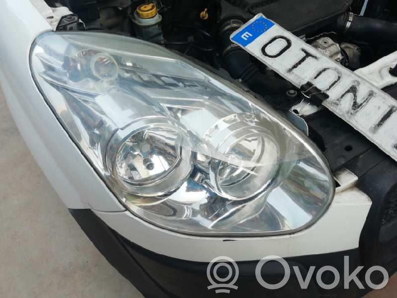 Fiat Doblo Faro/fanale
