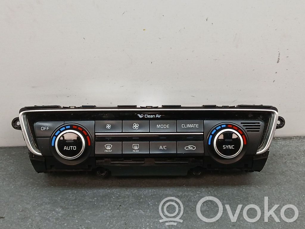 KIA Optima Climate control unit 