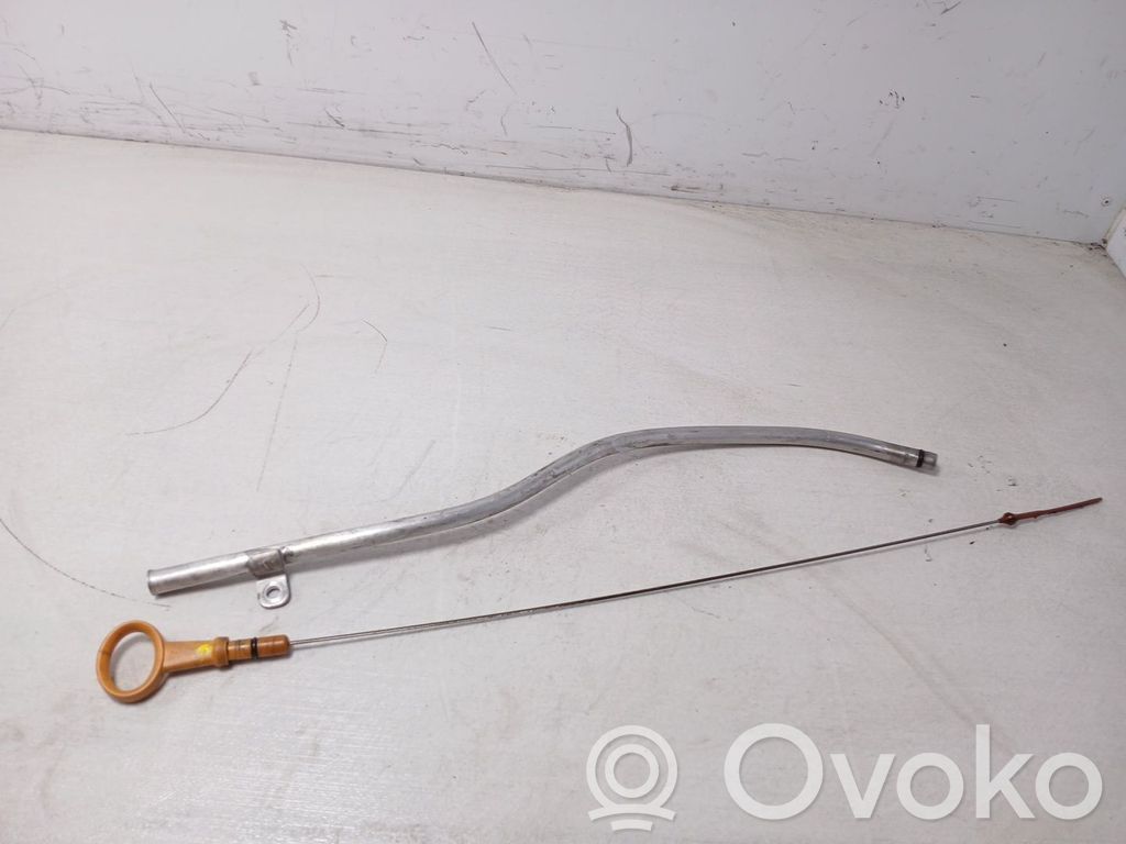 Hyundai i30 Oil level dip stick 