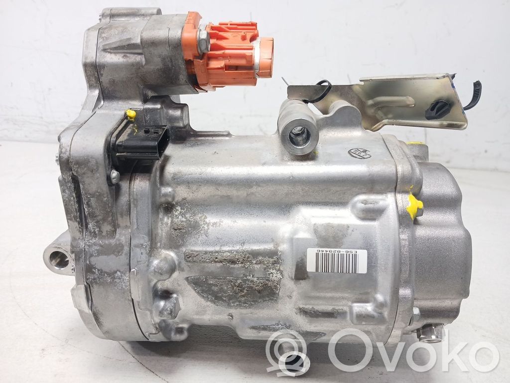 Renault Megane IV Air conditioning (A/C) compressor (pump) 