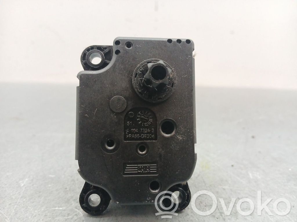 Commande de chauffage et clim   D644001UA44