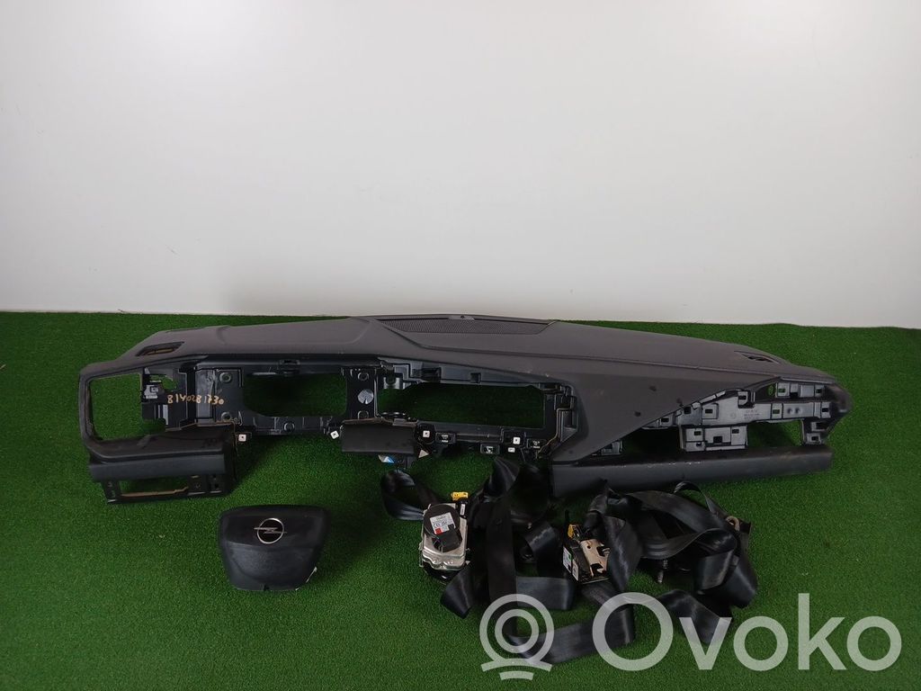 Opel Astra K Juego de airbags 