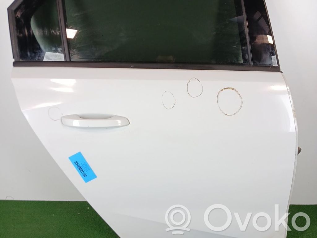 Opel Astra L Galinės durys 