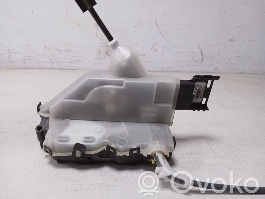 Opel Crossland X Zamek drzwi tylnych 