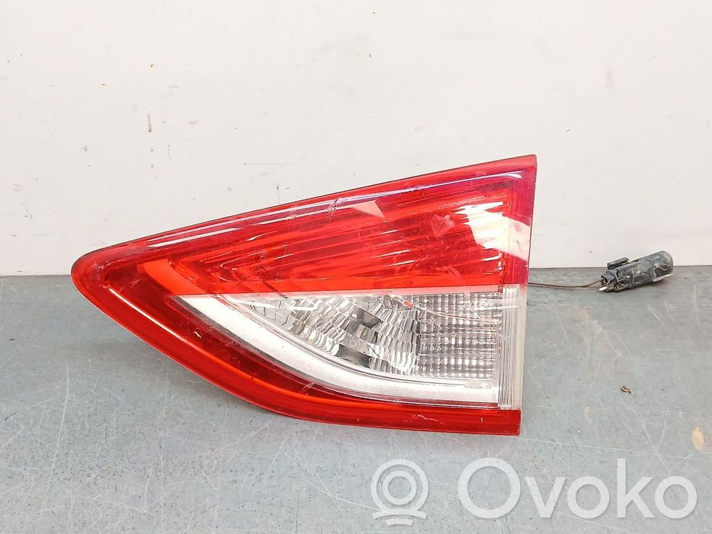 Ford Kuga II Takavalot 