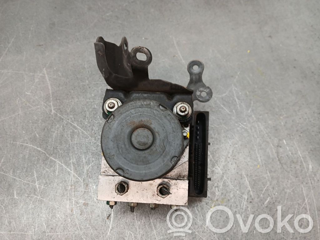 Toyota Auris E180 Pompe ABS 