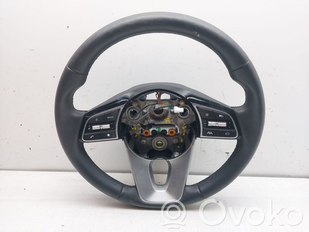Steering wheel   6499888