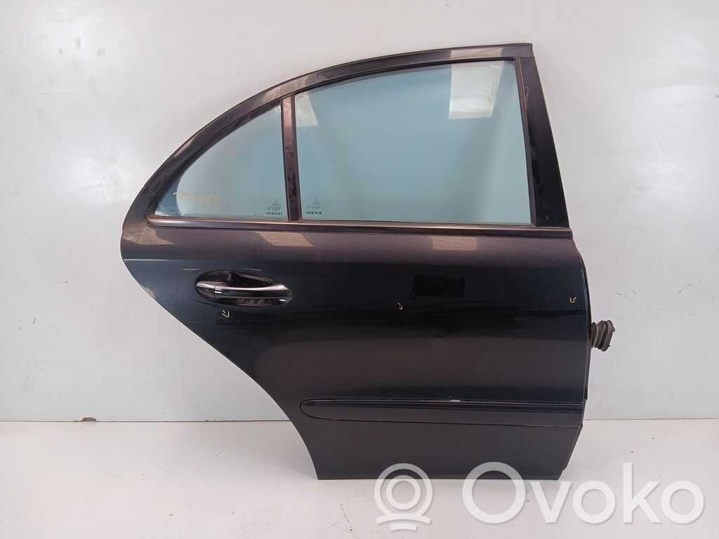 Mercedes-Benz E W211 Puerta trasera 