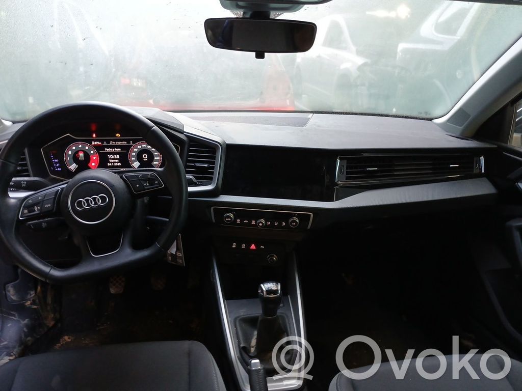 Audi A1 Oro pagalvių komplektas 