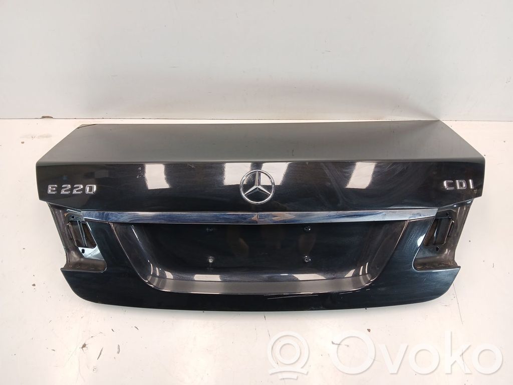 Mercedes-Benz E W211 Tylna klapa bagażnika 