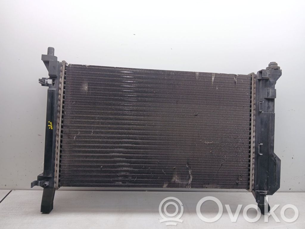 Mercedes-Benz A W169 Radiateur de refroidissement