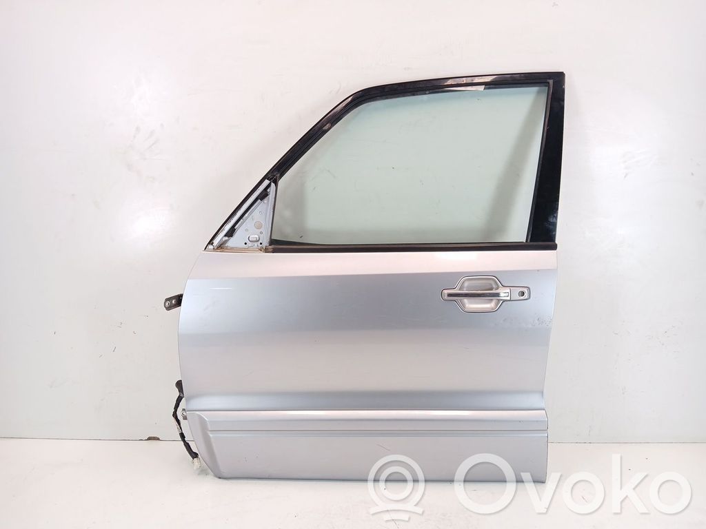 Mitsubishi Montero Puerta delantera 
