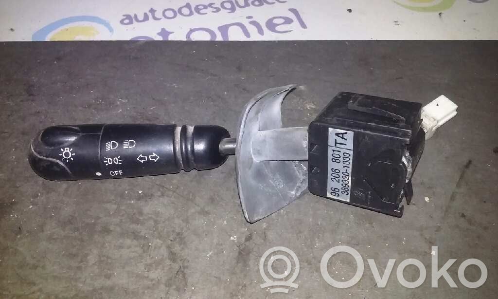 Indicator stalk
