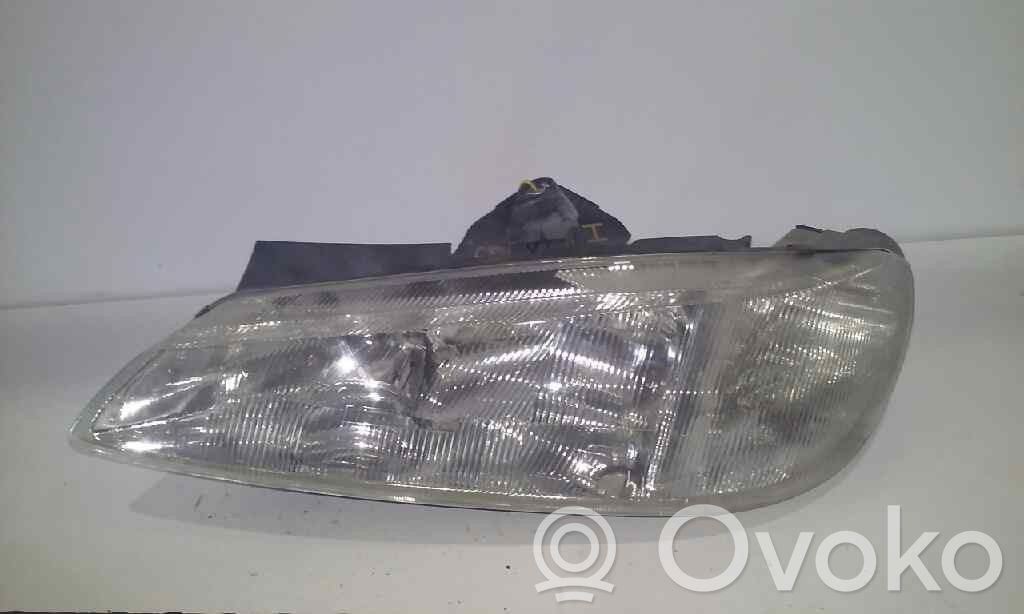 Peugeot 406 Phare frontale 