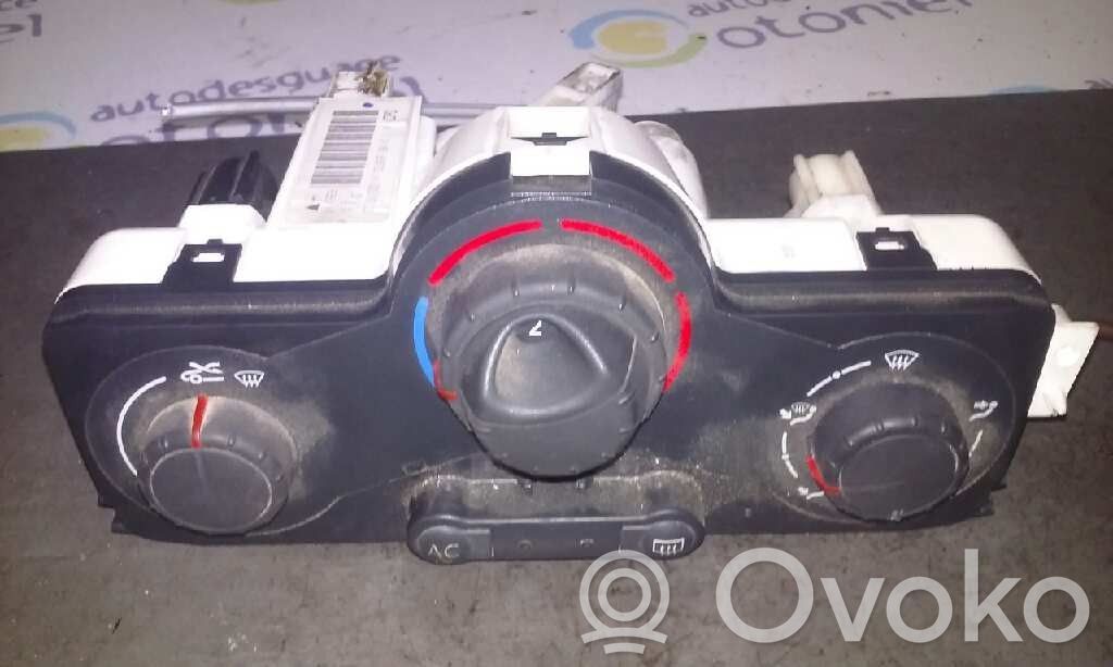 Renault Megane II Air conditioner control unit module 