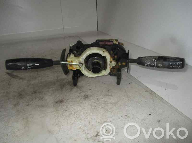 KIA Carens I Multifunctional control switch/knob 