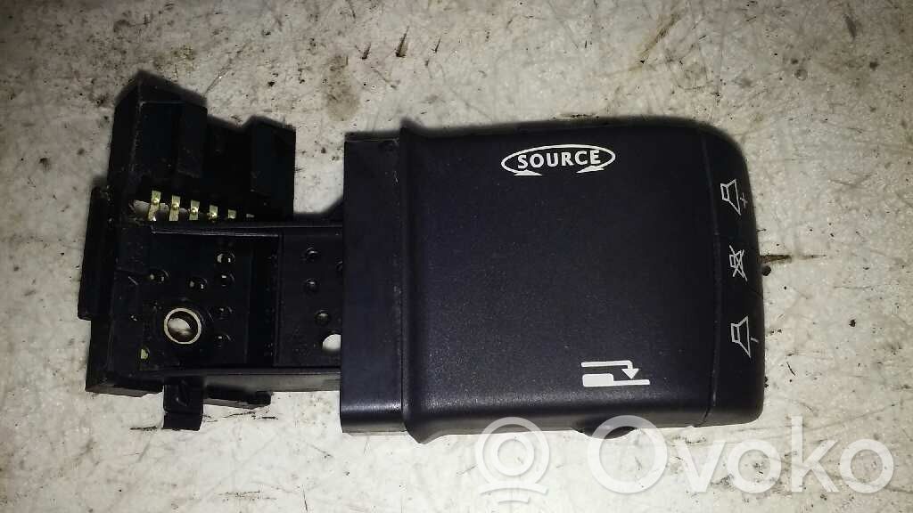 Multifunctional control switch/knob   DERADIO