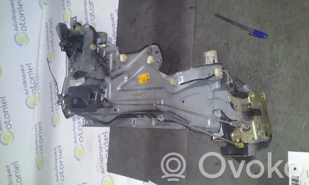 Renault Laguna I Aizmugurē elektriskais loga pacelšanas mehānisms bez motoriņa 