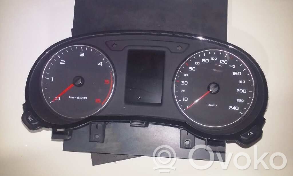 Audi A1 Nopeusmittari (mittaristo) 