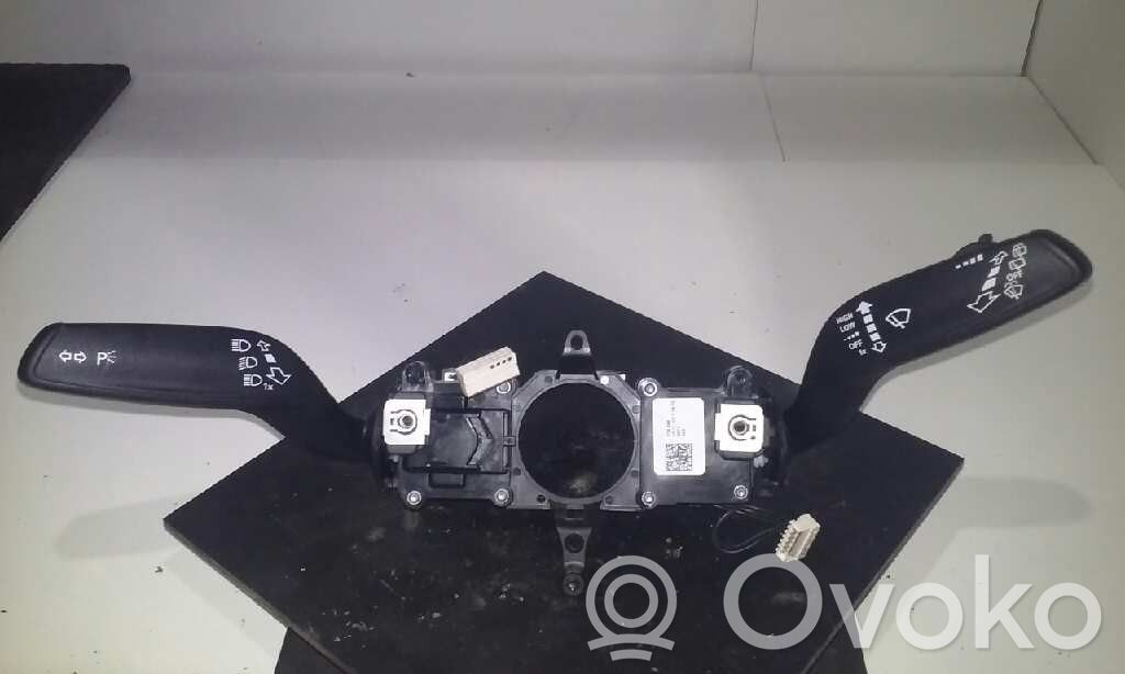 Audi A1 Multifunctional control switch/knob 