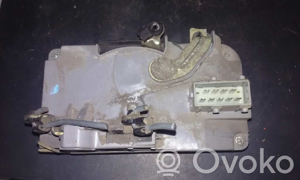 Peugeot 406 Durų spyna (dvidurio) 